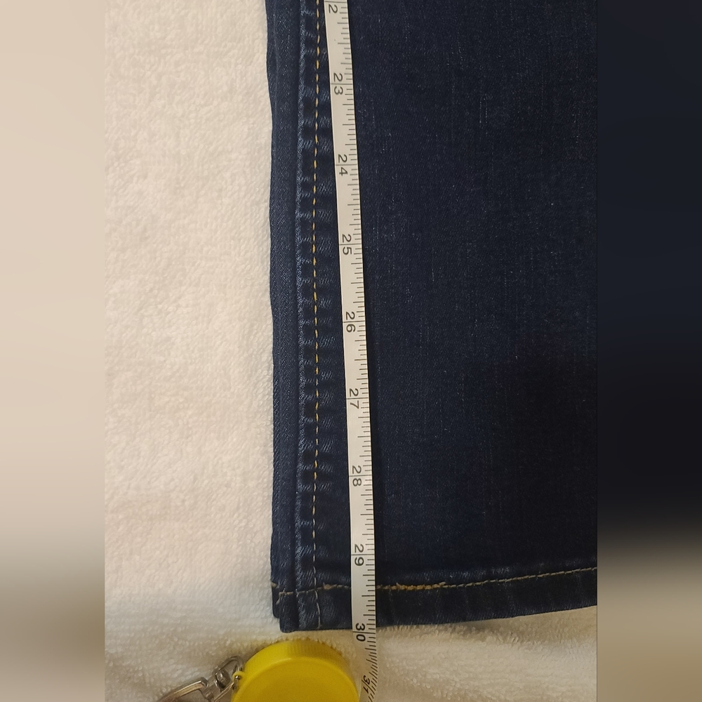 Levi's 518 Bootcut Jeans-Dark Wash Size 11 - Picture 10 of 11